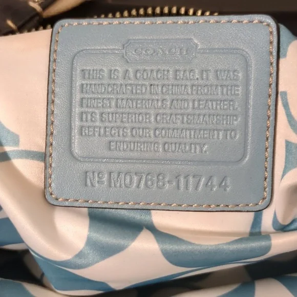 Coach mini tote - Picture 8 of 11